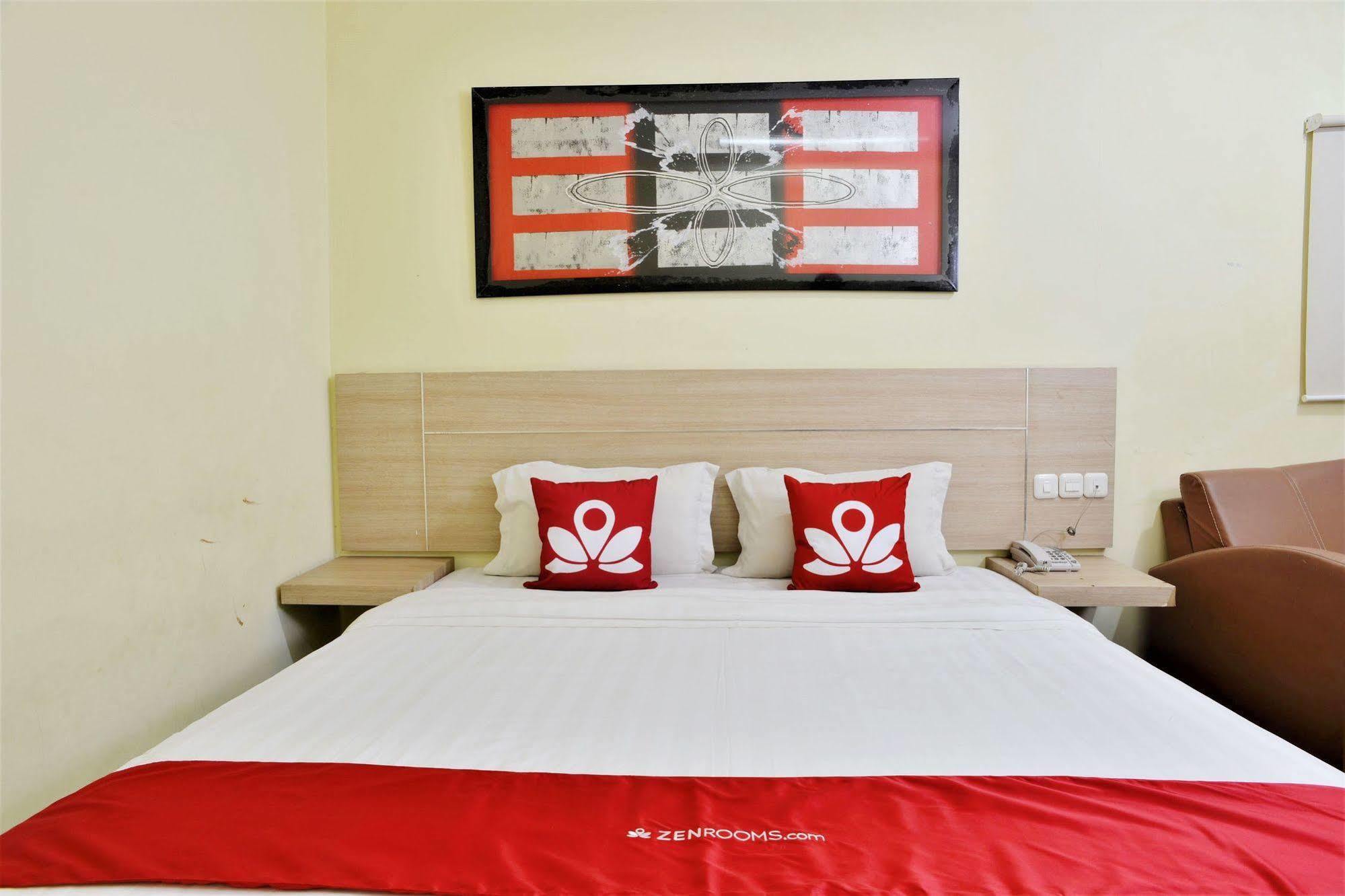 Zen Rooms Rujia Pecenongan Dżakarta Zewnętrze zdjęcie
