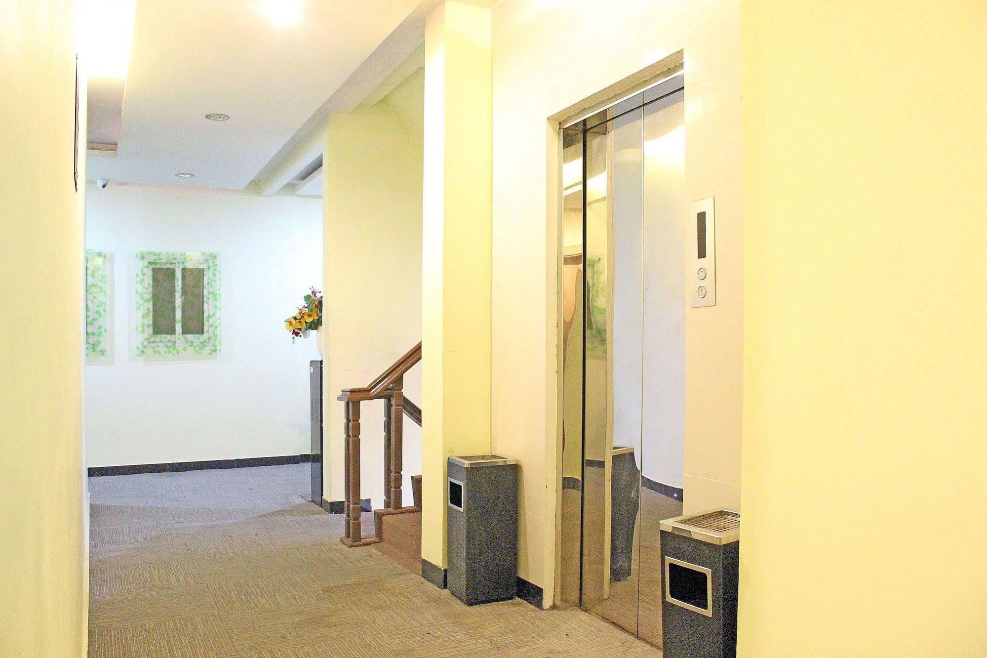 Zen Rooms Rujia Pecenongan Dżakarta Zewnętrze zdjęcie